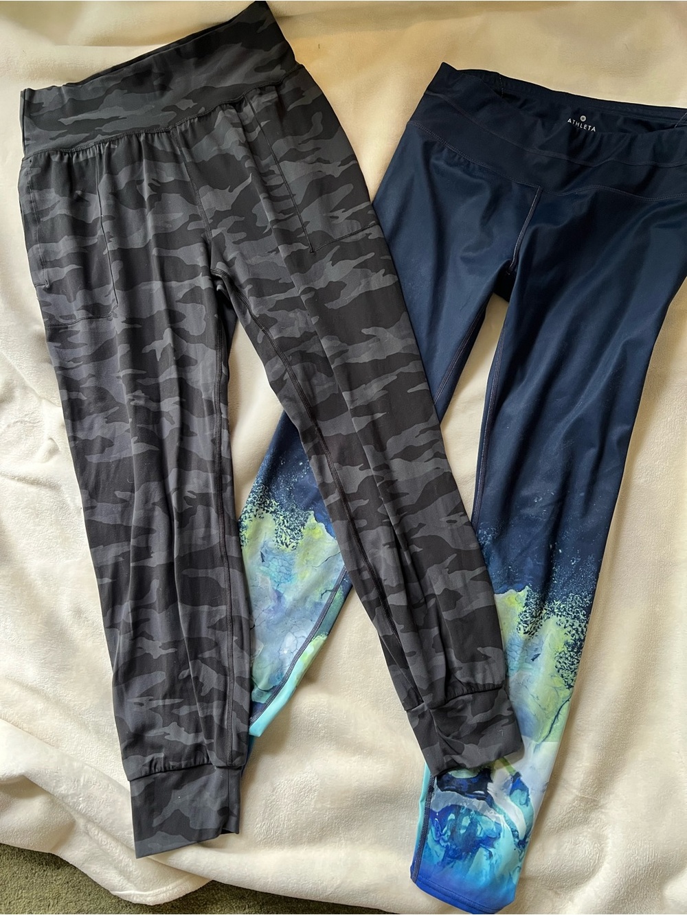 Athleta camo high waist salutation jogger M plus bonus pair of colorful tights!